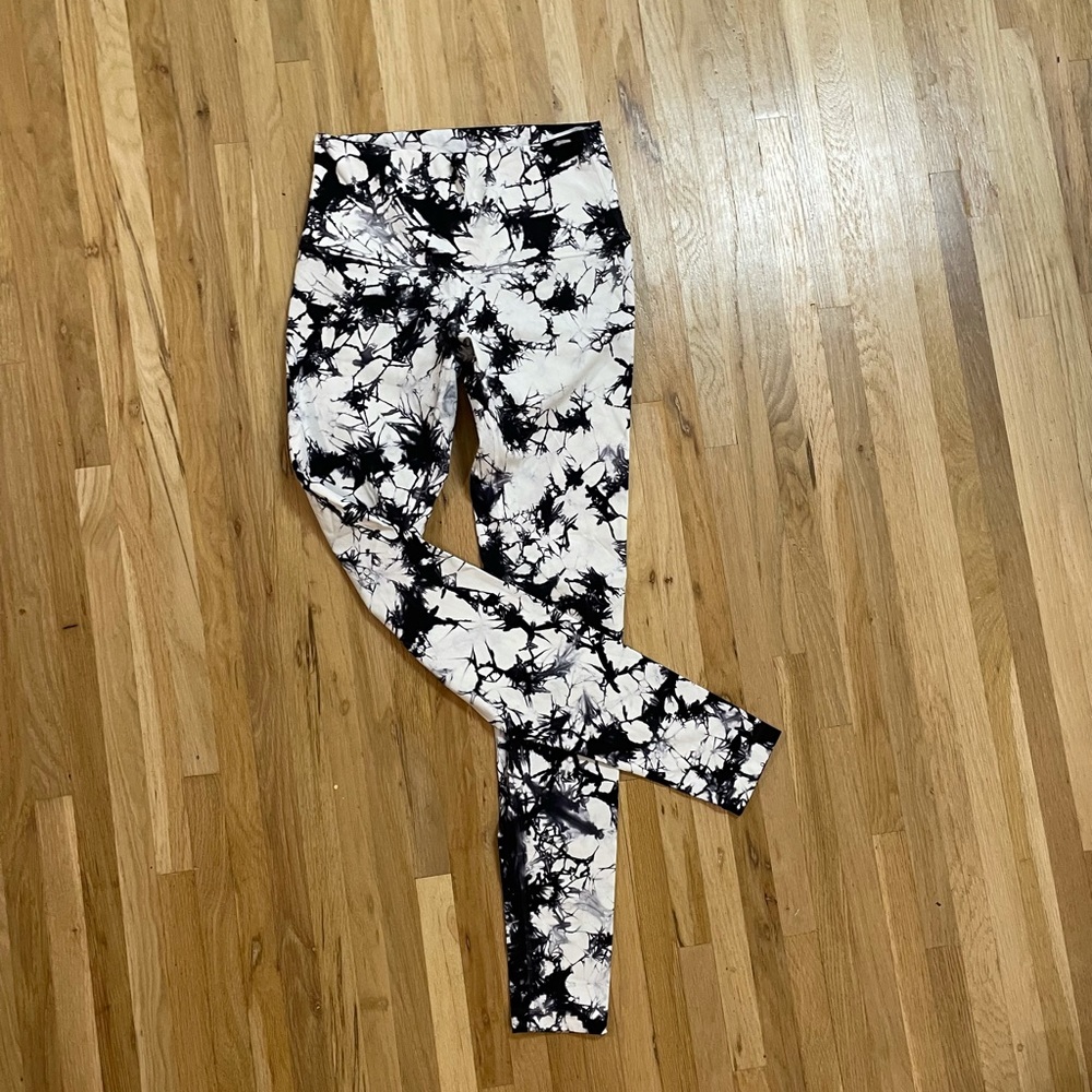 Lululemon tie dye leggings